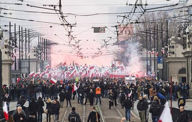 Марш независимости в Варшаве прошел под лозунгом "Польша для поляков"