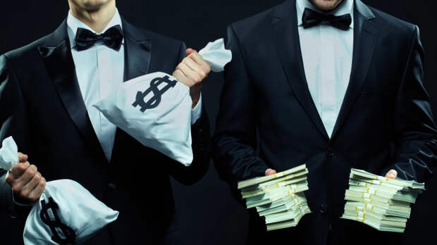 Три самых богатых человека России. На чём они заработали?