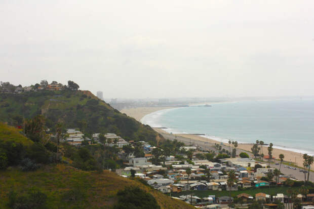 Rossana Vanoni look from the top - ocean beaches and mountains