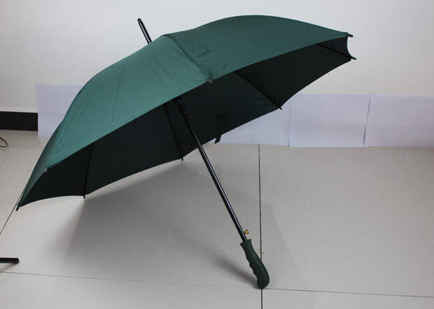 У суеверия про зонтик вообще древняя история оказалась. /Фото: persian.outdoorparasolumbrella.com У суеверия про зонтик вообще древняя история оказалась. /Фото: persian.outdoorparasolumbrella.com