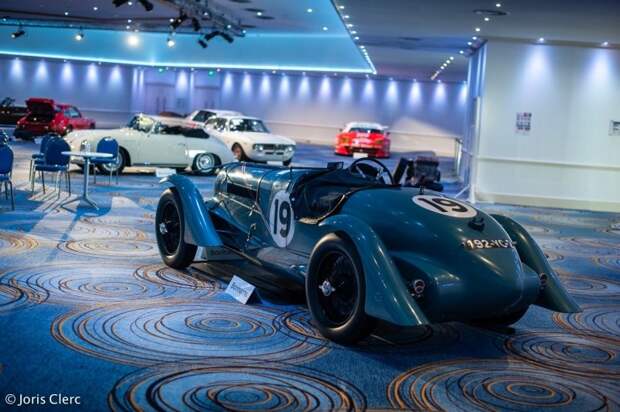 1. Delahaye 135 S Compétition Court 1936 года продан приблизительно за €1,000,000 (95 700 000 руб.). Точная цена неизвестна, так её продали после аукциона и стоимость не подлежит огласке