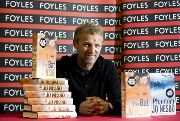 «Нет смысла гнаться за объективностью»: Ю Несбё о нравственном выборе, политике и отношениях с родителями