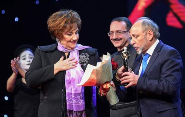 В Москве вручили премию "Звезда театрала"