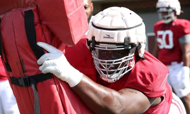 Alabama's HUGE 340lb DT Throwing A Full Backflip At His Size Is Freakish