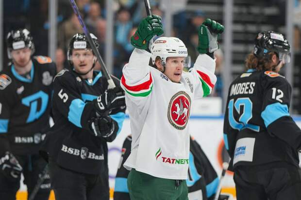 «Ак Барс» разгромно обыграл минское «Динамо» в первом домашнем матче и повел в серии 3-0