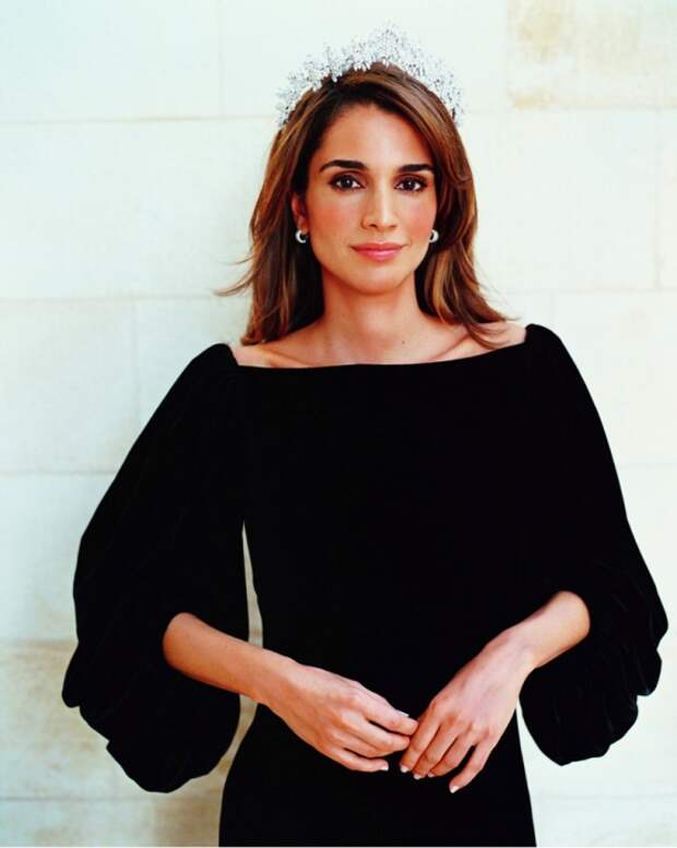 Самая красивая иорданка - королева Иордании Рания. Фото