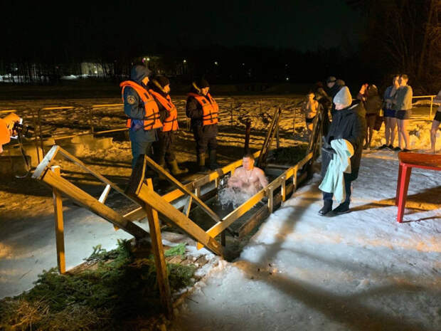 В Иванове подготовили иордань в парке им. Революции 1905 для крещенских купаний