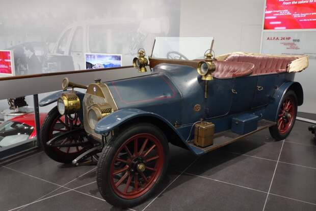 Обновленный музей Alfa Romeo Обновленный музей Alfa Romeo alfa romeo, автомузей, италия, музей