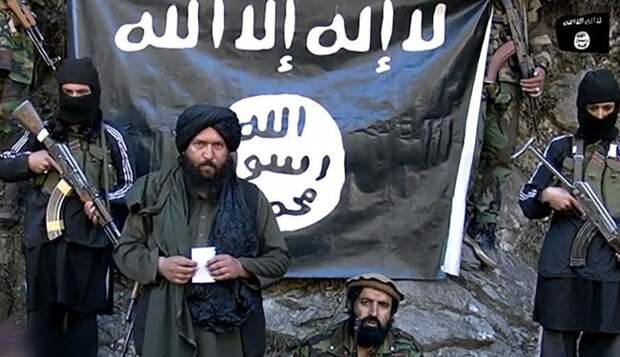 https://offgraun.files.wordpress.com/2015/08/isis-leader-in-afghanistan.jpg