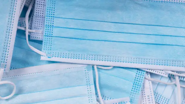 В социальных учреждениях Подмосковья отменили ковидные ограничения