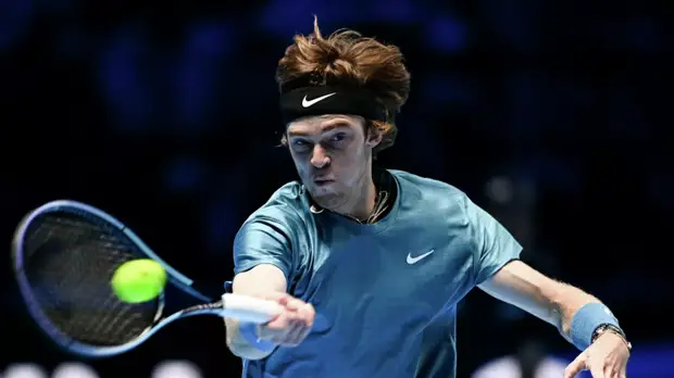 Рублёв вышел в четвертьфинал турнира ATP в Роттердаме