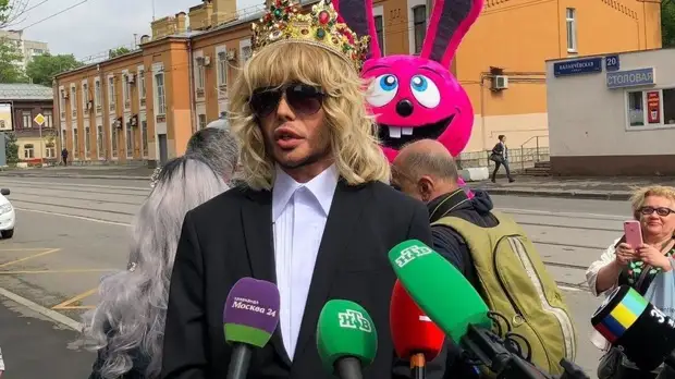 Мосгорсуд уменьшил штраф Звереву за пикет в защиту Байкала