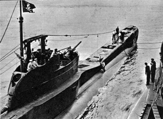 HMS_Thunderbolt %28Small%29.jpg HMS_Thunderbolt %28Small%29.jpg
