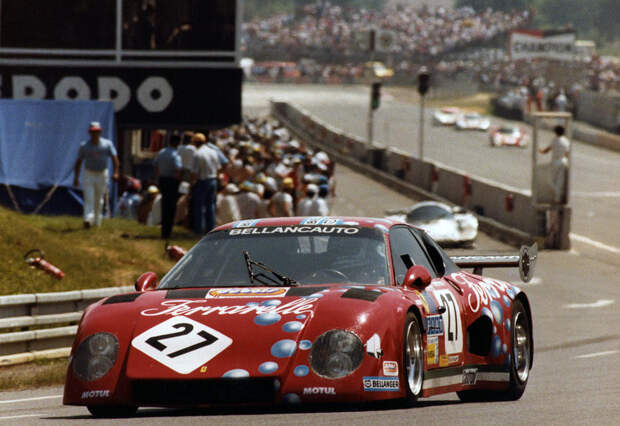1984 – Ferrari 512 BB/LM. Не финишировал. Поломка коробки передач. авто, автодизайн, болид, ле-ман, своими руками