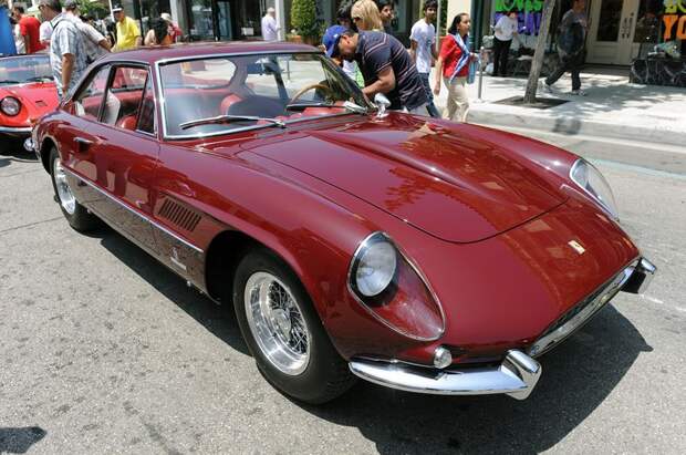 Слет обладателей автомобилей Ferrari в Колорадо (61 фото) Слет обладателей автомобилей Ferrari в Колорадо (61 фото)