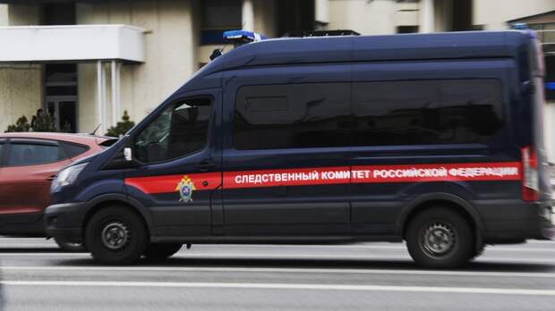 «Ты не понимаешь, куда лезешь»: что известно о найденной под окнами многоэтажки в Москве женщине с ножевыми ранениями