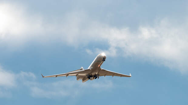 В первый день форума в Давосе наблюдались сбои в авиасообщении