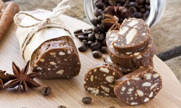 Изумительно вкусная шоколадная колбаска к чаю