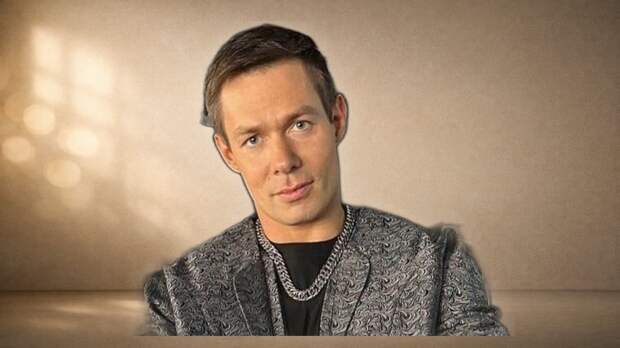 103 квадратных метра личного мира : Стас Пьеха показал квартиру, которую строил почти 5 лет: «Не хотел как на картинке»