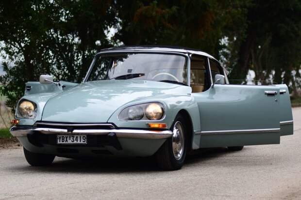 Citroen DS — самая крутая тачка за всю историю автомобилестроения Citroen DS, citroen, авто, автомир, автомобили, автомобиль, олдтаймер, ретро авто