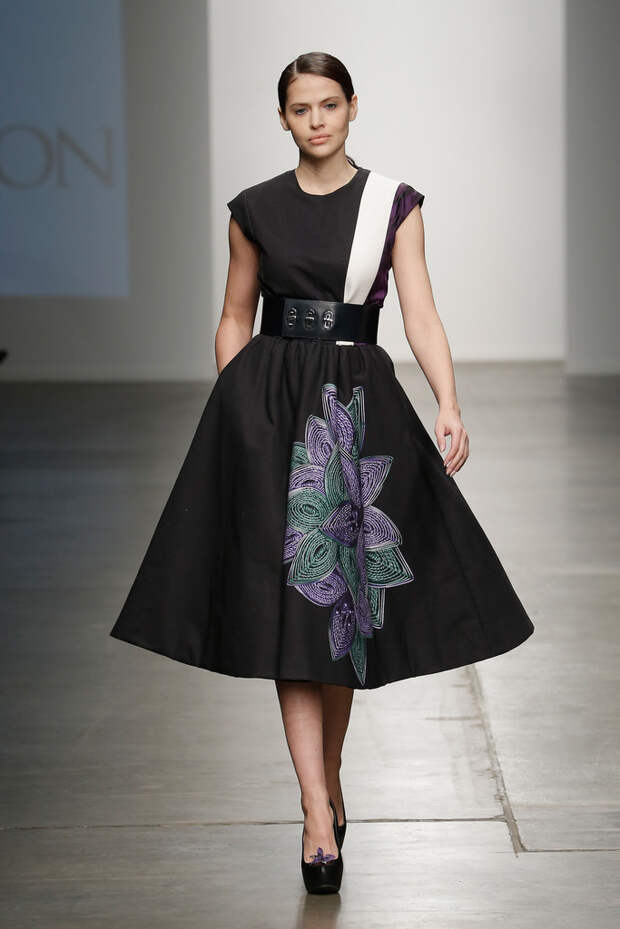 Nolcha+New+York+Fashion+Week+Fall+Winter+2015+EY6NO-a-wcex