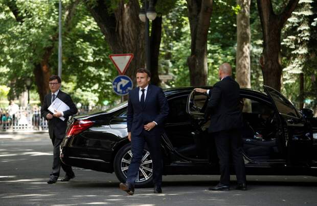 https://zen.yandex.ru/media/kaleidoscopelive/smi-lidery-italii-francii-i-germanii-pribyli-na-ukrainu-62aac9db21bc8d1366f46022