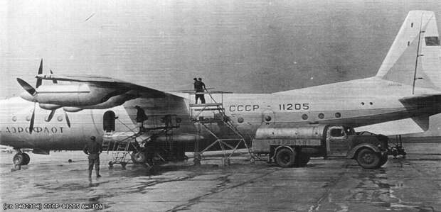 Ан-10 - катастрофы. Тернистый путь советского аэробуса Ан-10 - катастрофы. Тернистый путь советского аэробуса