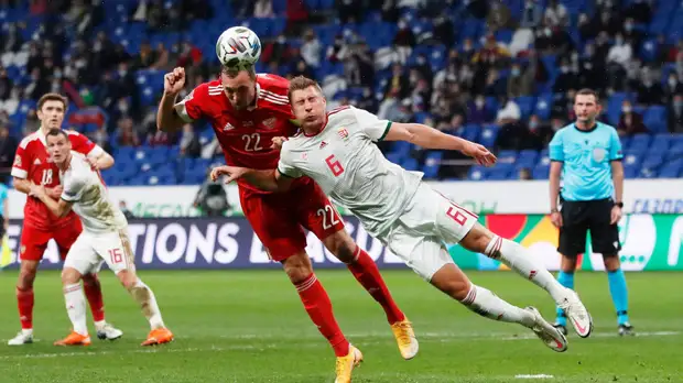 Удар в перекладину Ионова, проходы Смольникова и проблемы с созиданием: Россия сыграла вничью с Венгрией в Лиге наций