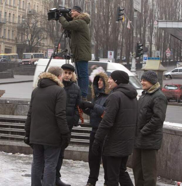 Киевляне за чистый город и против фашистов