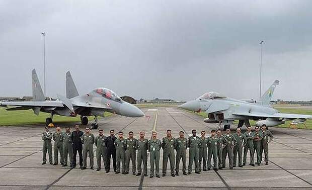 Ратное дело: Индийские Су-30 МКИ победили на маневрах британские Eurofighter Typhoon со счетом 12:0