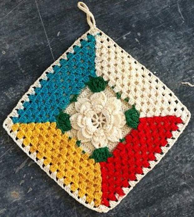 Best Free Crochet » Rose Granny Potholder – Free Crochet Pattern