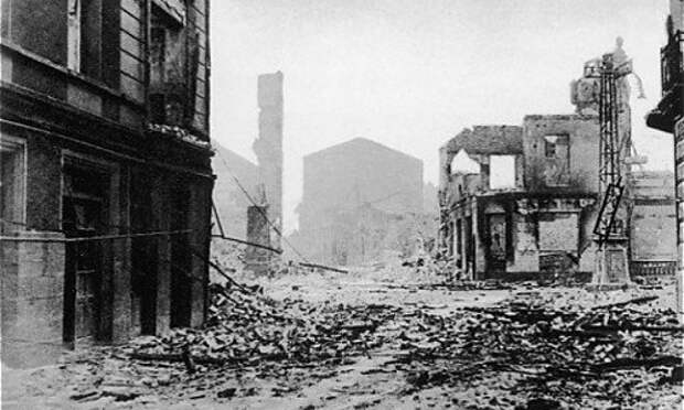Герника после бомбёжки - Бомбардировка Герники | Военно-исторический портал Warspot.ru