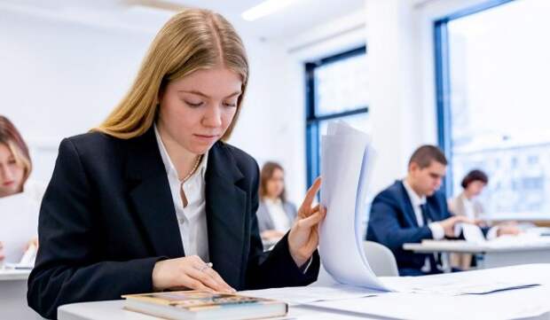 Столичные девятиклассники прошли итоговое собеседование по русскому языку