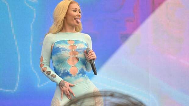 Iggy Azalea performing at a concert