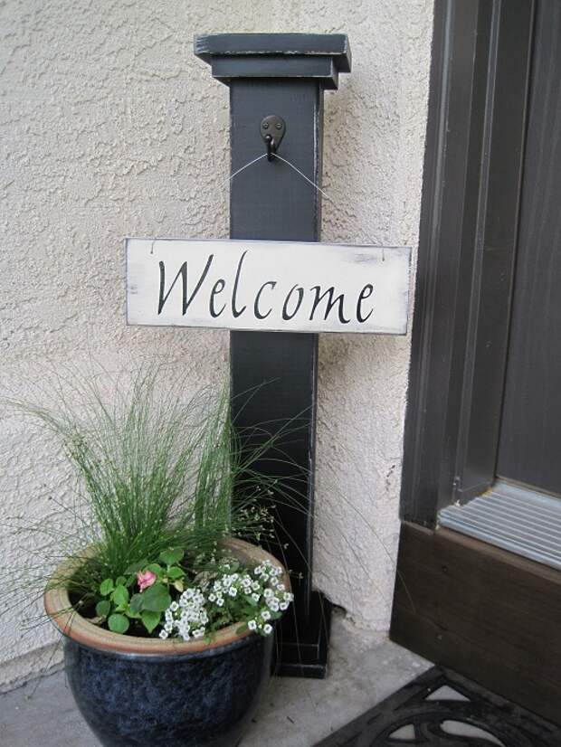 Удачное и оптимальное решение для создания таблички с приветствием, около своей входной двери.