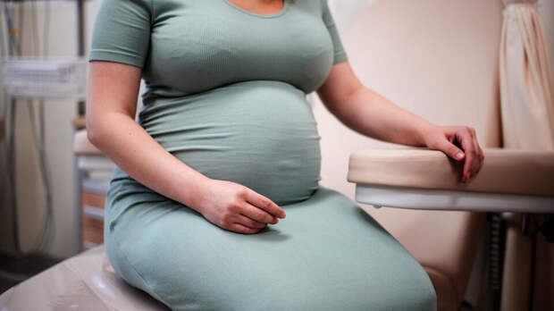 Родившийся в приемной медцентра в Якутии младенец разбил голову