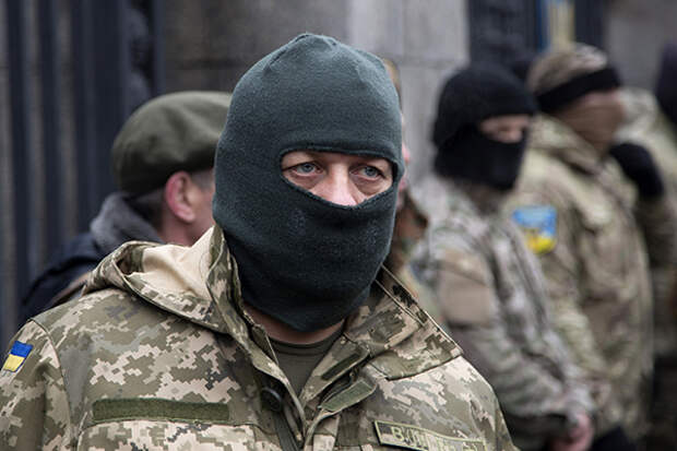 В Киеве признали, что формируют армию из "наркоманов и идиотов"