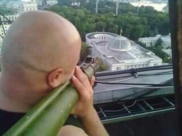 Фото сделано утром 17.08.2015 с крыши гостиницы "Киев".