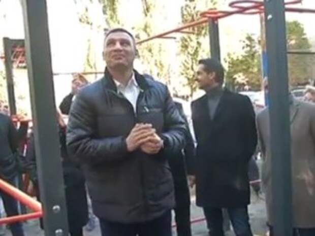 Кличко доказал, что он не "сосиска"