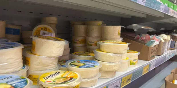 «Не сыр, а подделка»: Роскачество предупредило о скрытой угрозе в голландских сырах