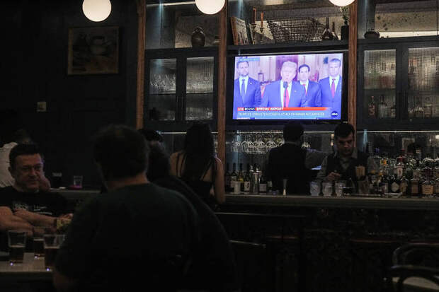 Выпуск новостей на американском телевидении после обращения Дональда Трампа к нации