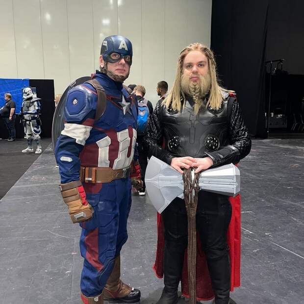 Поклонники фантастических фильмов и косплея на Comic Con в Лондоне