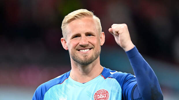Шмейхель превзошёл достижение отца и стал самым возрастным вратарём в истории сборной Дании на Евро