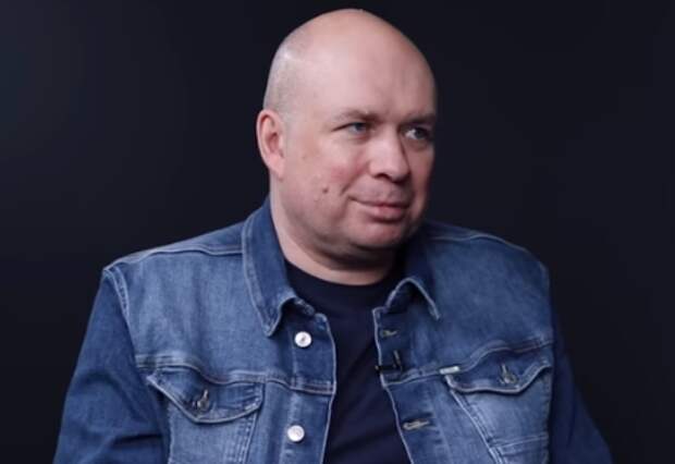 Михаил Ханов