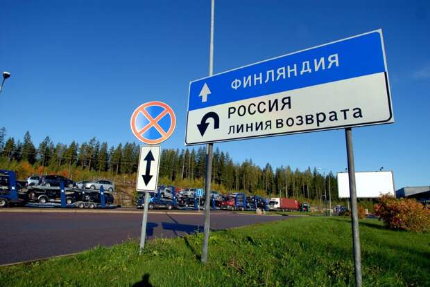 Испорченные отношения с Россией и забор с «колючкой» длиной в 1300 километров вдоль границы между двумя странами привели практически к абсолютному краху финской экономики.-4