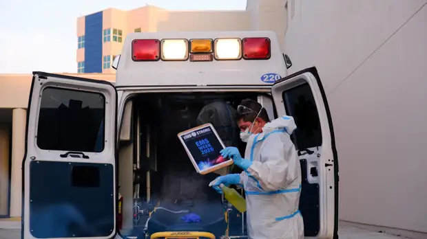 В США за сутки выявили более 227 тысяч новых случаев коронавируса