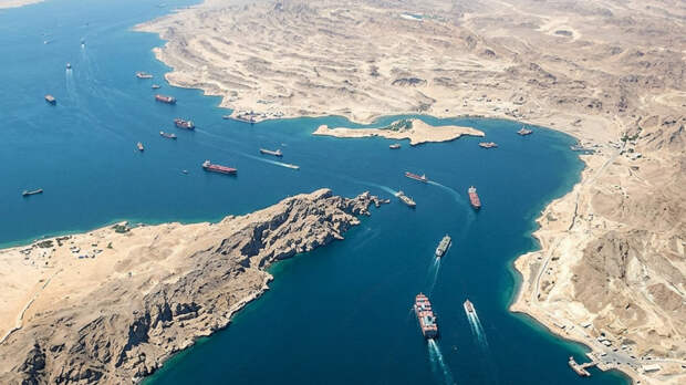 Иран временно открыл проход через Ормузский пролив