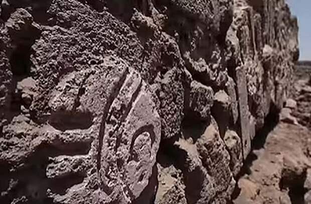 Мексиканских археологов заставили обратно закопать археологические находки