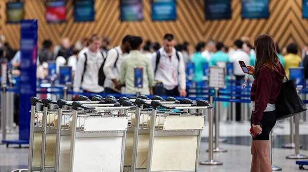 Временные ограничения на полеты сняли в аэропорту Краснодара