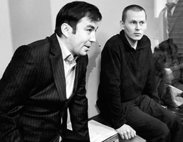 Россияне Евгений Ерофеев (слева) и Александр Александров заявили киевским судьям о своей невиновности 